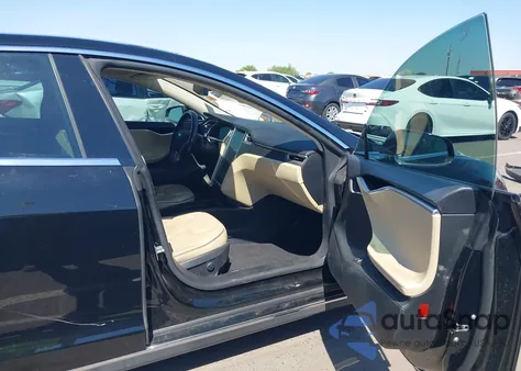 2014 Tesla Model S P85 z USA, uszkodzony, nr VIN 5YJSA1H19EFP36954